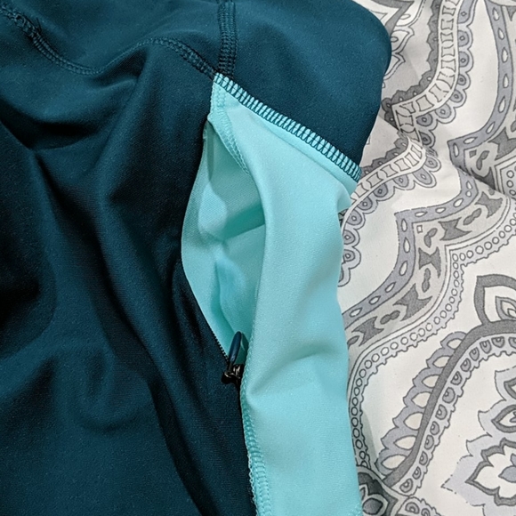 NWOT Under Armour HeatGear Compression Leggings - Picture 7 of 7